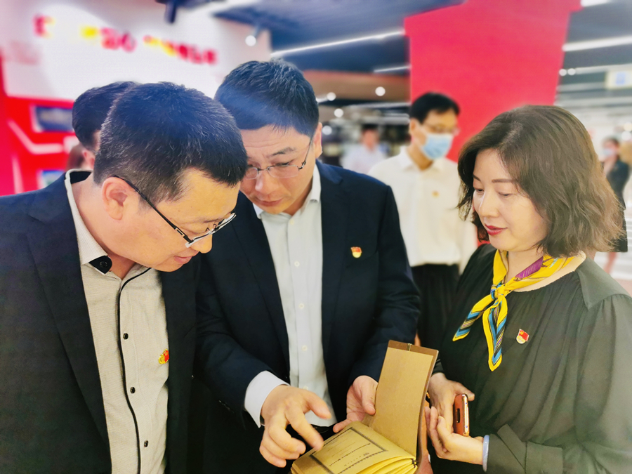 黨史學(xué)習(xí)教育專欄｜山東出版實(shí)業(yè)第五黨支部與書店集團(tuán)濟(jì)南分公司機(jī)關(guān)黨支部開展支部共建活動